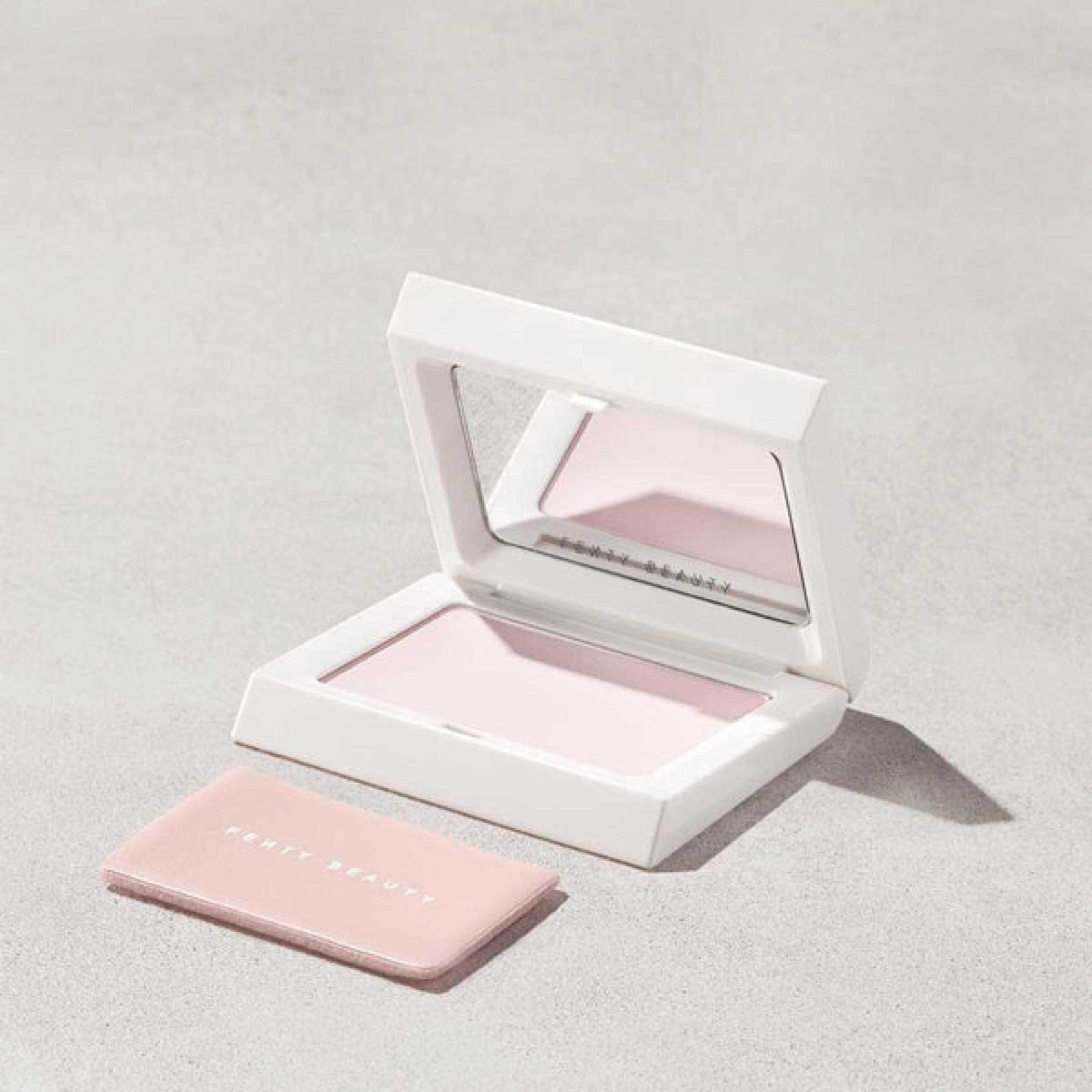 Fenty Invisimatte Instant Setting + Blotting Powder